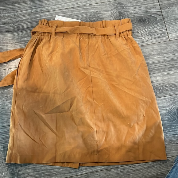 NWT FRANCESCAS WOMENS SKIRT SIZE MEDIUM - Picture 2 of 3